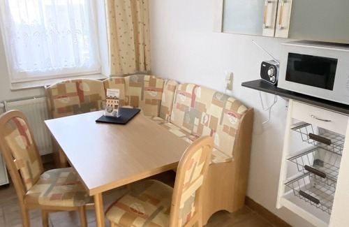 Grimma Apartment | Modern vacation apartment with living room/bedroom, kitchen and bathroom