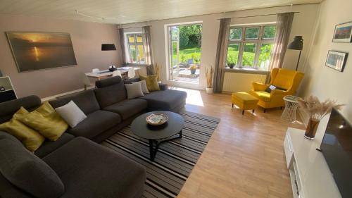 Hejls Apartment | Modern vacation Home - Close to sea and nature.