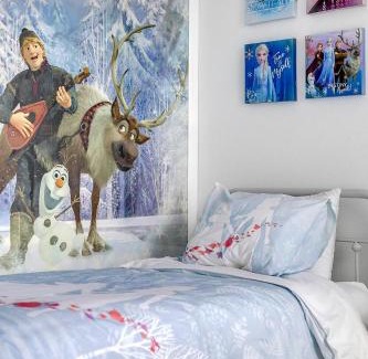 Windwood Bay House | Modern Vacation Home Minutes Away From The Parks
