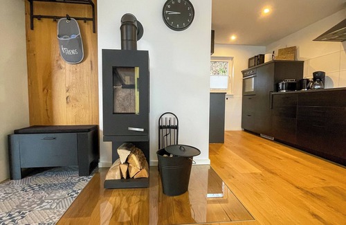 Scheid House | Modern vacation home with panoramic terrace, sauna and view of Lake Edersee