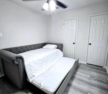 Quitman House | Modern Vacation Rental near Lake Fork for a Fantastic Family Getaway in Texas