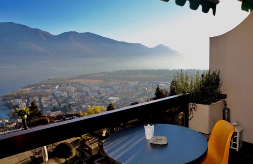 Orselina Apartment | Modern vacation studio on the 2nd floor for 1-2 persons.