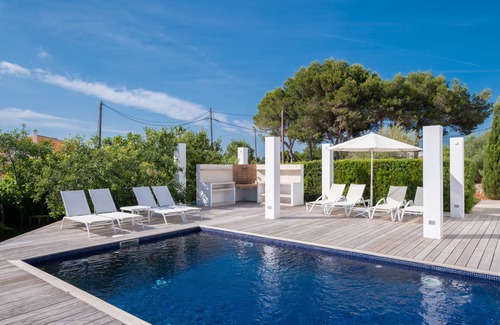 Santandria Villa | Modern Villa "Xipell 9" with Pool and Barbecue