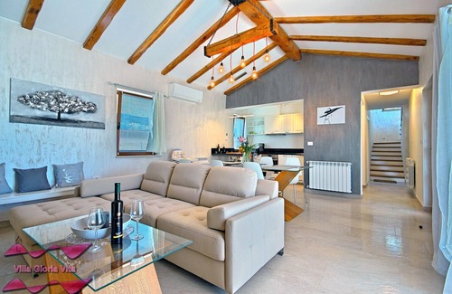 Nova Vas Villa | Modern villa Gloria Vita with pool in Novigrad