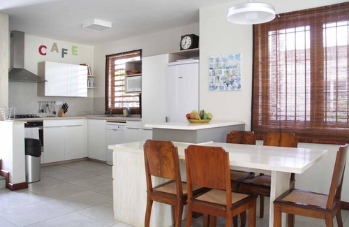 Roches Noires House | Modern Villa with service. Exceptional beach, private swimming pool