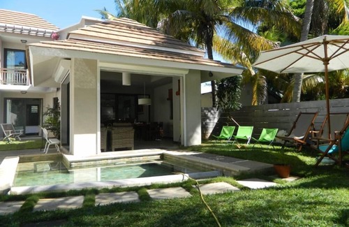 Roches Noires House | Modern Villa with service. Exceptional beach, private swimming pool