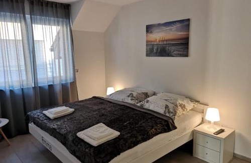Bad Oeynhausen Apartment | Modern Wohnen I Parkplatz I Wlan I Netflix I Balkon I 6 Schlafplätze