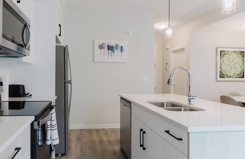 Southwest Calgary House | Modern2Bedroom 2BathTownhouse with Garage in Belmont Urban Living at Its Finest