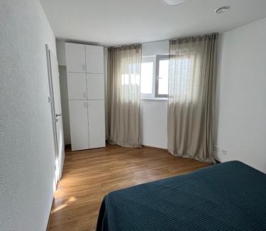 Weingarten Apartment | Moderne Einliegerwohnung am Park