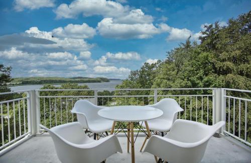 Lietzow Apartment | moderne Ferienwohnung mit Balkon, Meerblick - Ferienresidenz Zwei BoddenFeWo 1-5