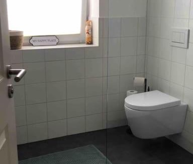 Uetersen Apartment | Moderne Neue 2 Zimmer Wohnung