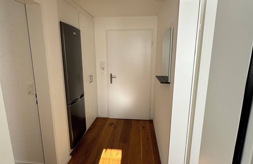 Oberruti Apartment | Moderne, Ruhige Gartenwohnung mit Gemütlicher Terrasse Zwischen Stadt und Natur