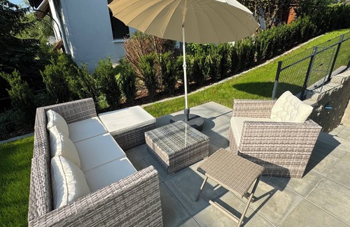 Oberruti Apartment | Moderne, Ruhige Gartenwohnung mit Gemütlicher Terrasse Zwischen Stadt und Natur