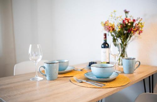 Jena-Nord Apartment | Modernes 2-Zimmer-Apartment mit Balkon und Netflix