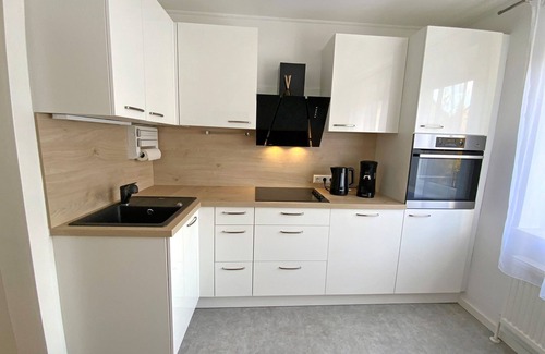 Sankt Polten Apartment | Modernes Apartment in Ruhiger und Zentrale Lage - Perfekt für Familien & Gruppen