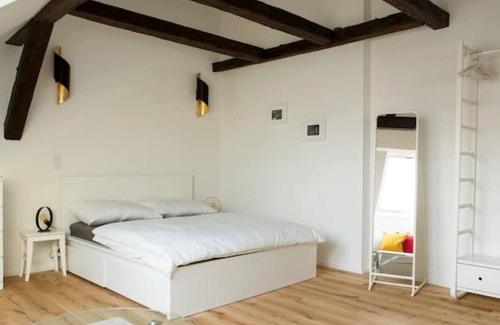 Lend Apartment | Modernes Apartment im Zentrum der Stadt
