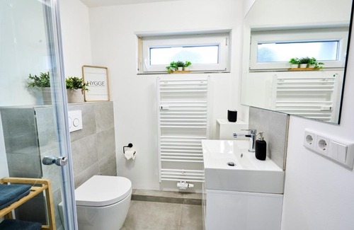 Petersberg Apartment | Modernes Apartment *Liobablick Nr. 5* - FeWo in Fulda/Petersberg