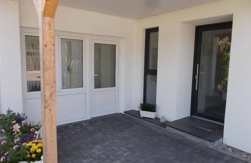 Quickborn Apartment | Modernes Wohnen im Bungalow