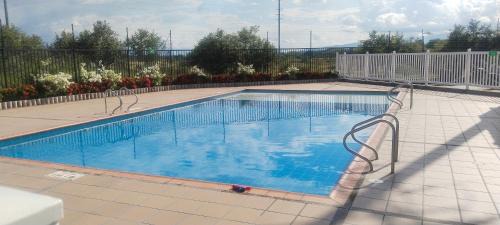 Neiva Apartment | Moderno apto con aire , en conjunto con piscina