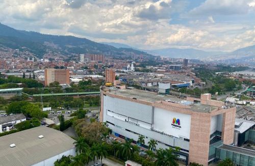 Sabaneta Apartment | Moderno con vista, al lado de CC Mayorca y Metro