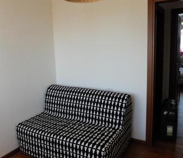 Dalmine Apartment | Moderno Trilocale Laura