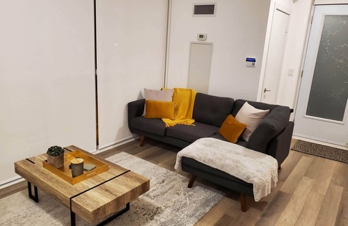 Briar Hill - Belgravia House | Modren Mid-Town townhouse .