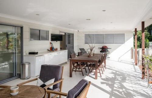 Moffat Beach House | Moffat Beach, Large families & friends unite here!
