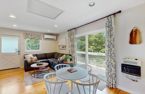 Mill Ridge House | Mogul Road Cottage