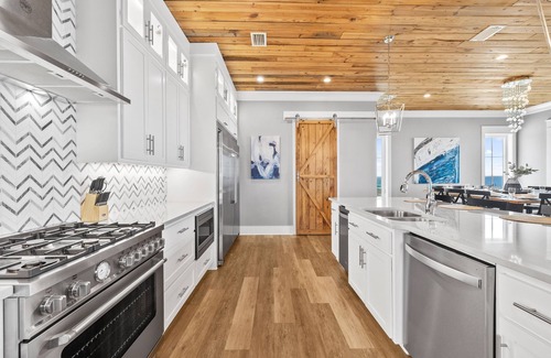 Mexico Beach House | Mojo Risin: Massive Beachfront MB Home- Amazing Outdoor Space & Pool, Sleeps 21