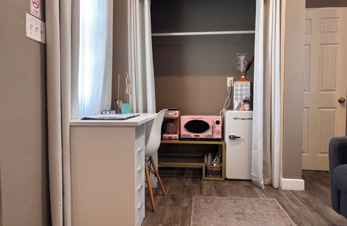 Estate East Street Apartment | Moko Jumbie House - "Guesthouse" - Cozy 1-Bedroom
