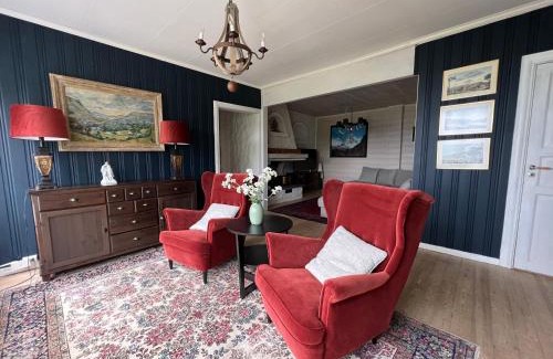 Osoyro Apartment | Moldegaard Farmhouse - Apartment A