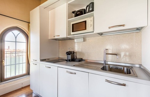 Molina Apartment | Molino Stucky Residence Tartana Suite