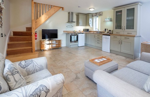 Saxmundham Cottage | Mollett's Farm
