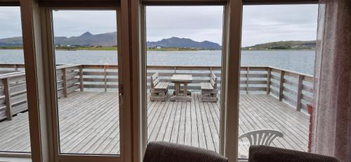 Vestvagøy House | Molobua, fantastic place by the sea