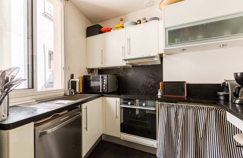 16th Arrondissement Apartment | Moments From Monet, by Veeve
