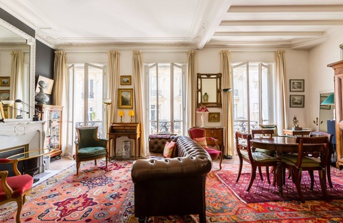 16th Arrondissement Apartment | Moments From Monet, by Veeve