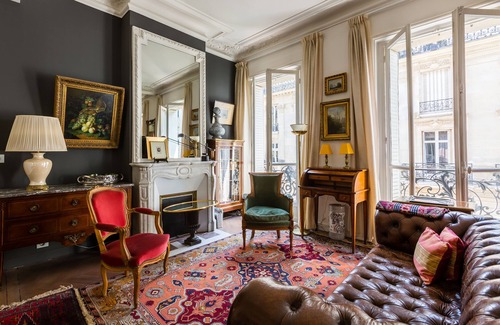 16th Arrondissement Apartment | Moments From Monet, by Veeve