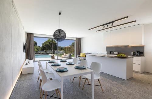 Ixia Villa | Momentum Villas
