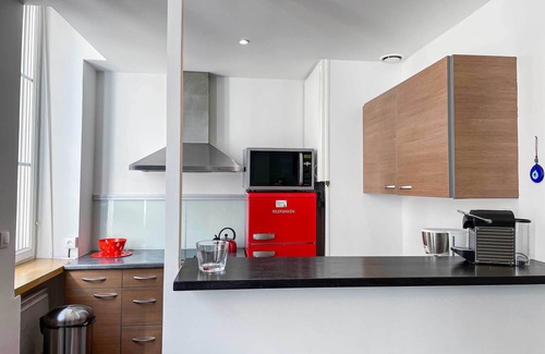 Bordeaux Golden Triangle Apartment | Monaco - Bel Appartement 2 Chambres