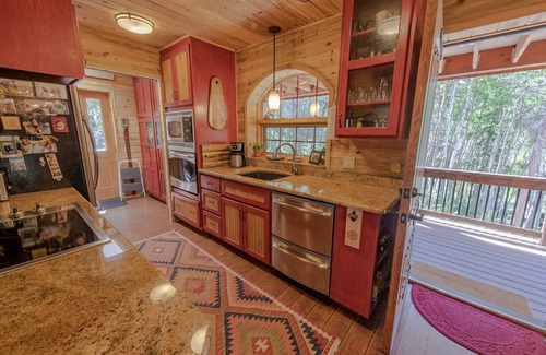 Garfield Cabin | Monarch Crest Chalet- Sauna and Pet Friendly