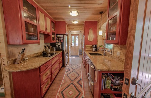 Garfield Cabin | Monarch Crest Chalet- Sauna and Pet Friendly