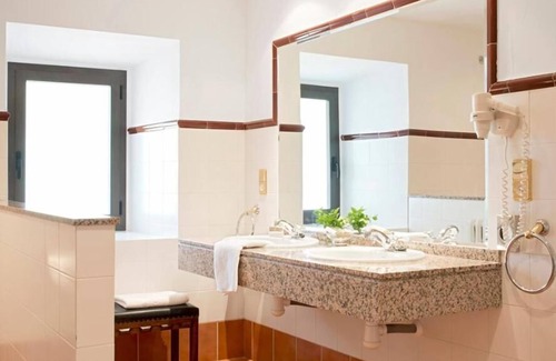 Nuevalos Hotel | Monasterio de Piedra