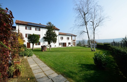 Castelnuovo Belbo House | Monferrato Country House La Bettonica