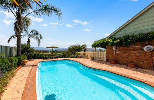 Mansfield House | Monkey Gully Retreat - Mansfield - Sleeps 9