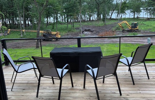 Afton Condo | MONKEY ISLAND LAKE VIEW CONDO, DECK WITH FIRE PIT+GRILL East