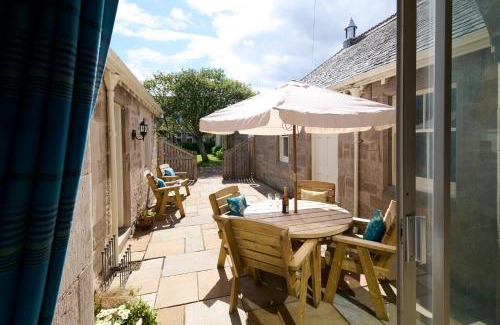 Nairn House | Monkland Cottage