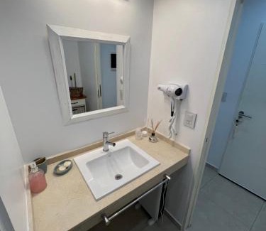 Cipolletti Apartment | Monoambiente H&O