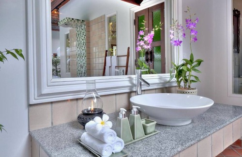 Mae Taeng Hotel | MonPanaNont Wellness Resort & Spa