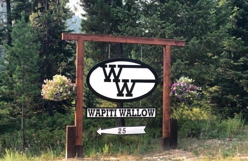 St. Regis Apartment | Montana Mountain Retreat - "Wapiti Wallow"