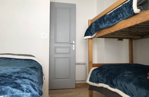 Vallouise-Pelvoux Apartment | Montbrison Appartment with 3 bedrooms and balcony in the center of Vallouise